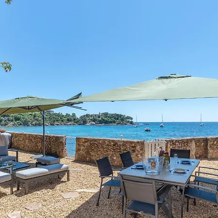 Amazing Home In Saint-Raphael Holiday home Saint-Raphael (Var)