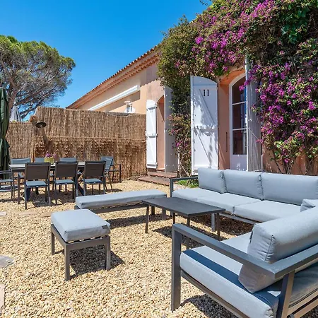 Amazing Home In Saint-Raphael Holiday home Saint-Raphael (Var)